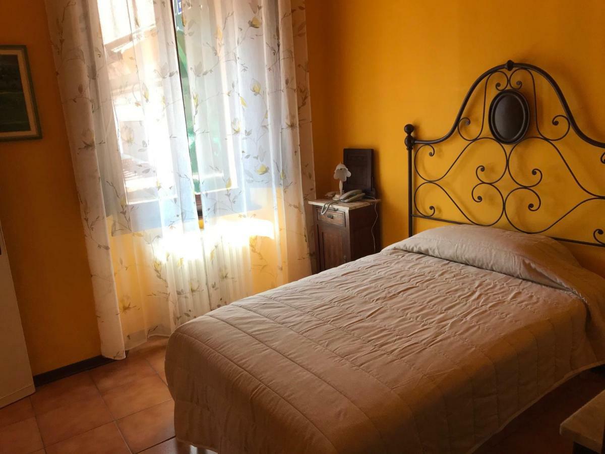 Albergo Antica Lanterna 카스텔누보디가프라냐나 외부 사진