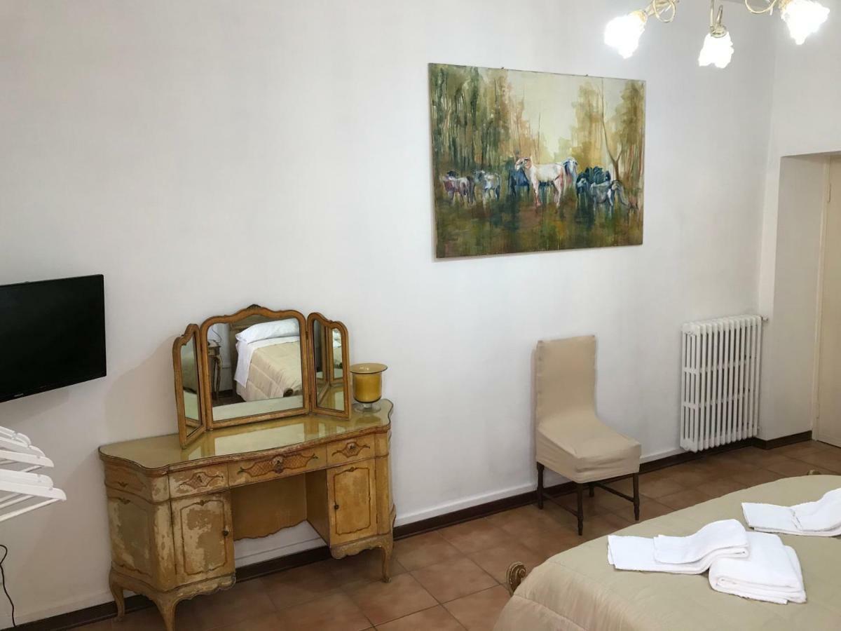 Albergo Antica Lanterna 카스텔누보디가프라냐나 외부 사진